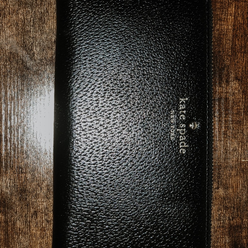 Large Kate spade wallet